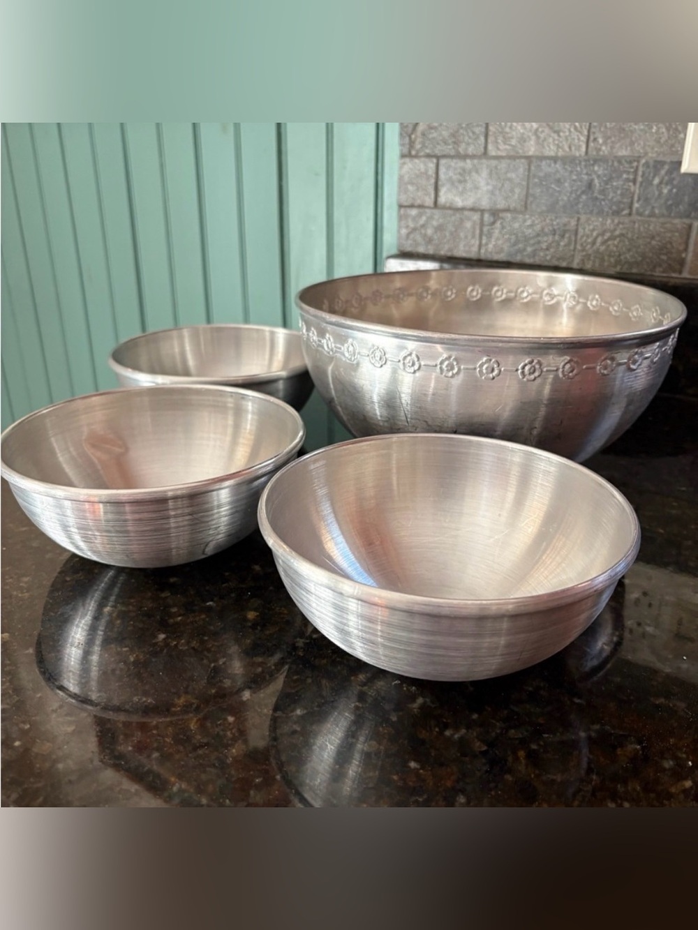 Mirror The Finest Aluminum MADE IN U.S.A. 4 Bowl Set